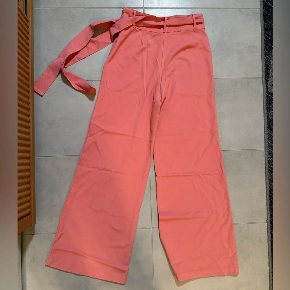 Forever 21 Women's Pink Wide-Leg Pants - Picture 3 of 3